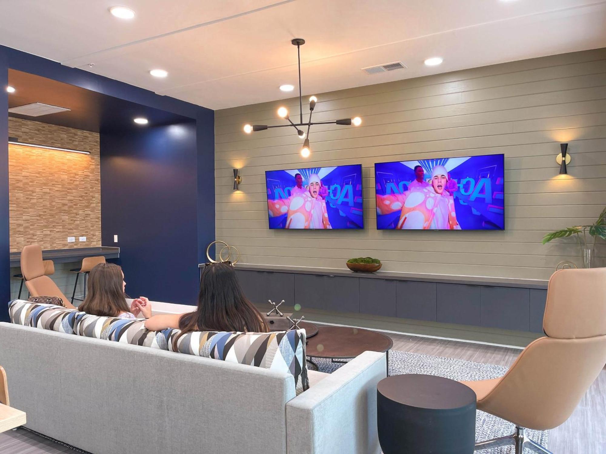 Luxe One Bedroom Apartment With Balcony Gainesville Exterior foto